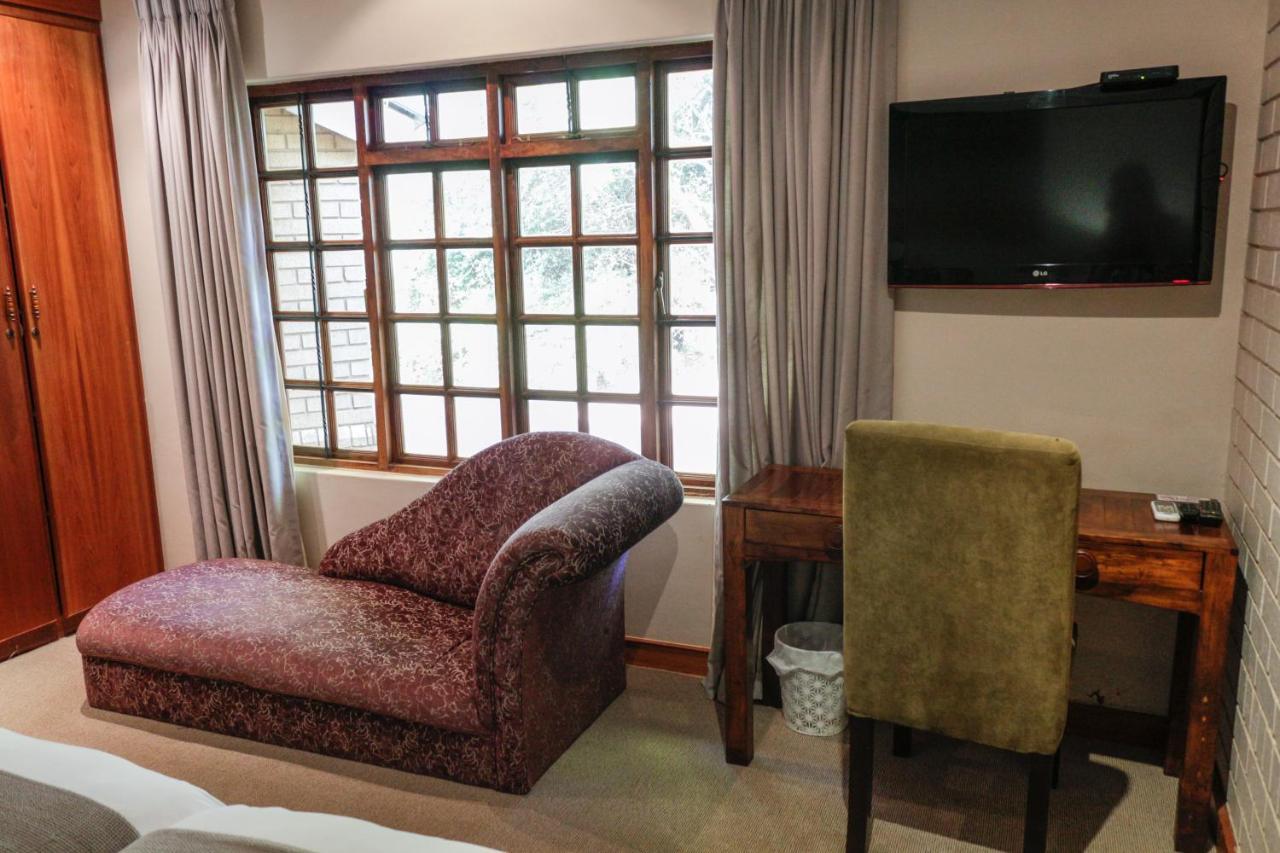 25 On Catherine Pretoria-Noord Exterior foto